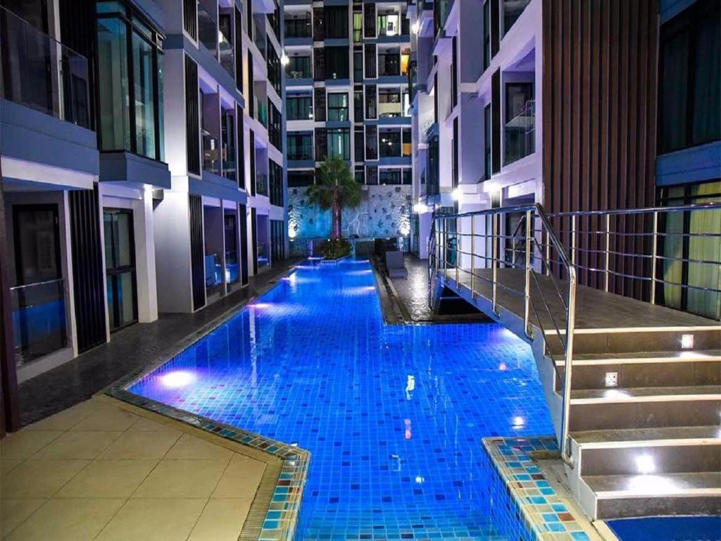 Двух-Комнатная Квартира В Кондоминимуме "Tropikal Garden" Pattaya Bagian luar foto